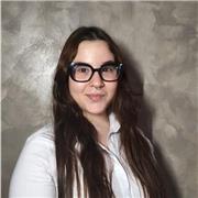 Studentessa di Beni Culturali impartisce lezioni di Letteratura Italiana, Storia dell'arte, Storia e italiano ai ragazzi frequentanti scuole medie o superiori